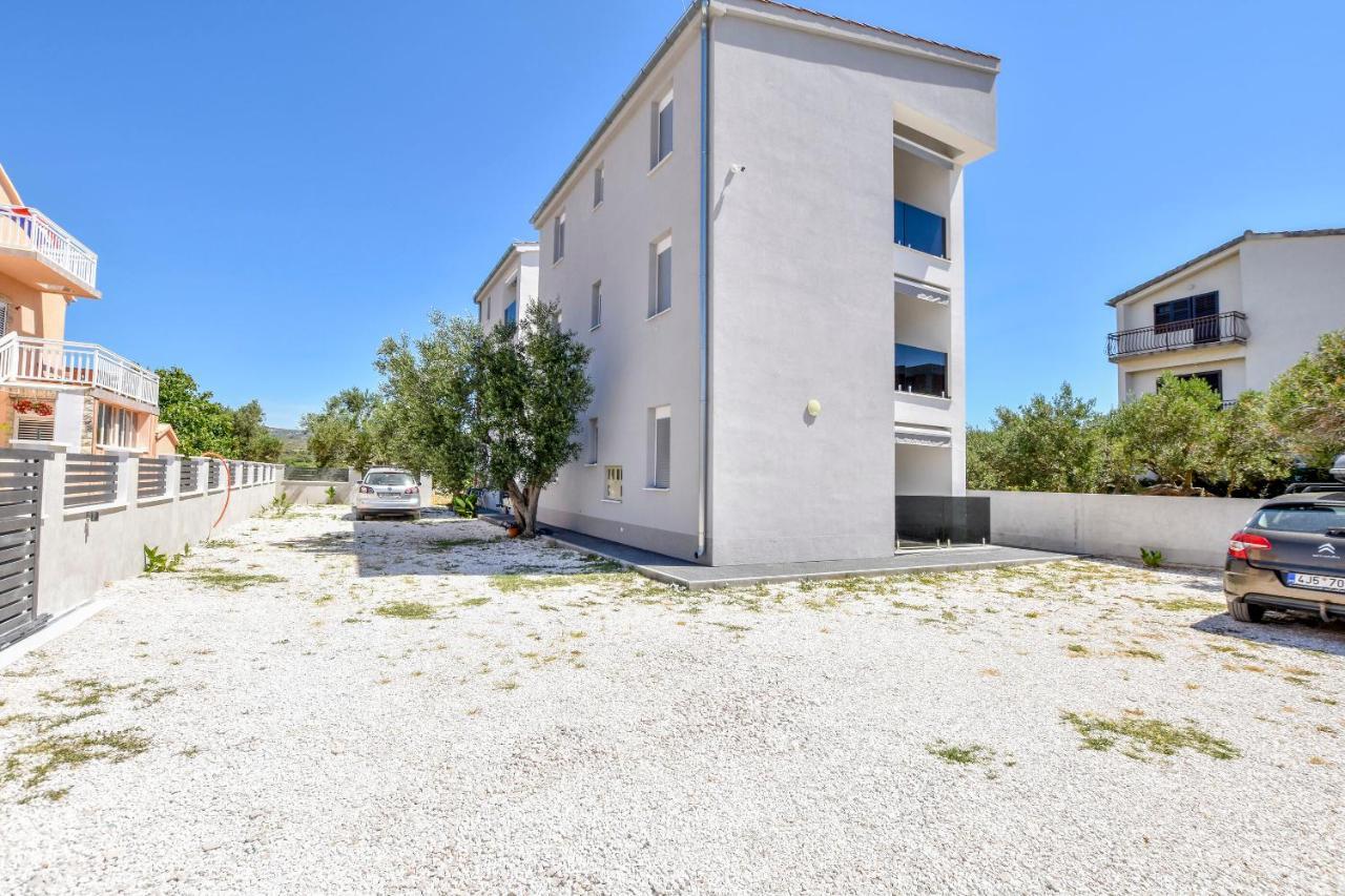 Apartments Zdeslav Rogoznica  Kültér fotó