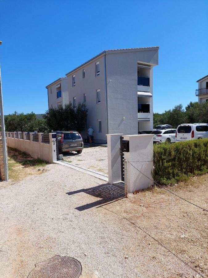 Apartments Zdeslav Rogoznica  Kültér fotó